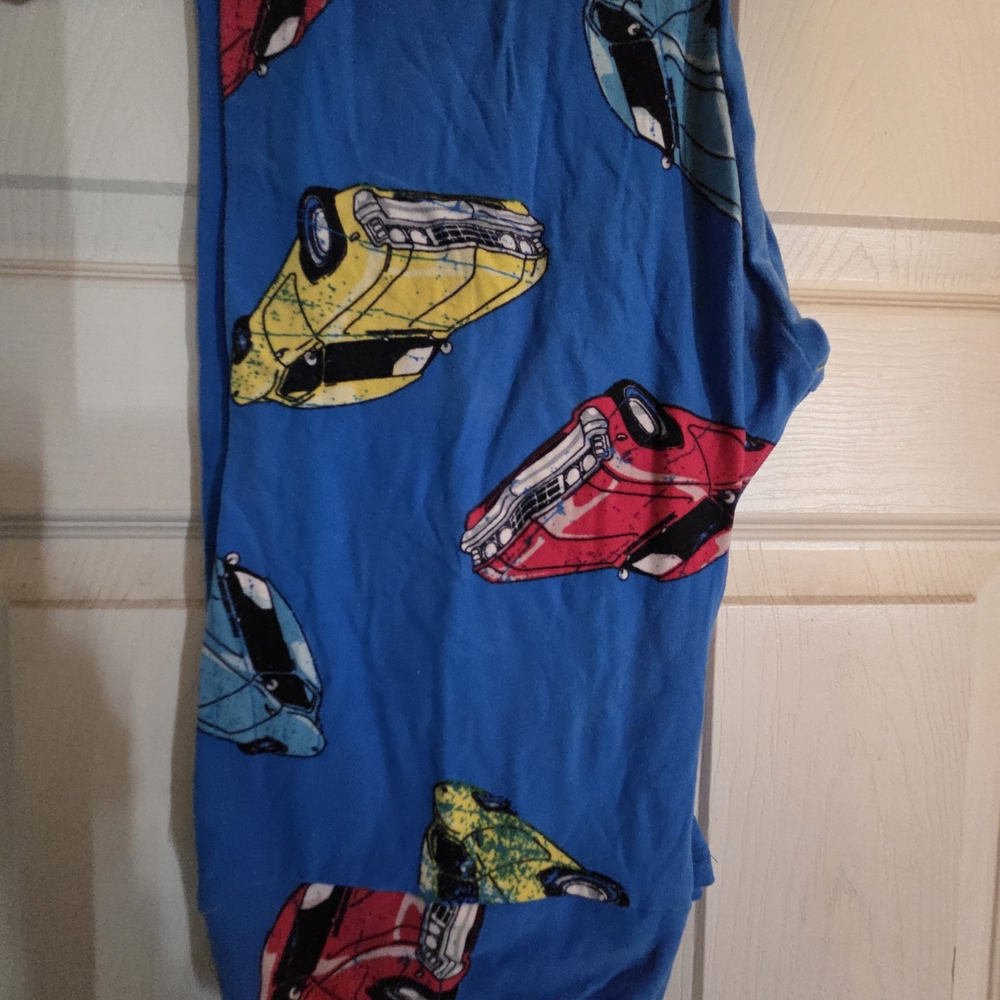 LuLaRoe Blue Leggings with Car Print